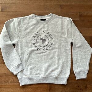 Lake placid Adirondacks crew neck sweatshirt fleece small medium embroidered